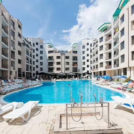 ★studio With Kitchen Wifi Balcony Pool View ★mt★