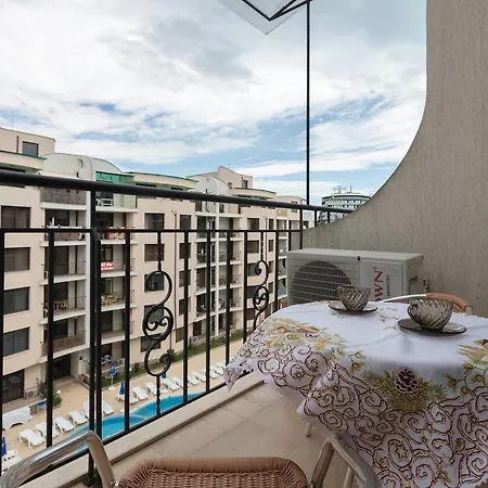 ★studio With Kitchen Wifi Balcony Pool View ★mt★ Appartamento *