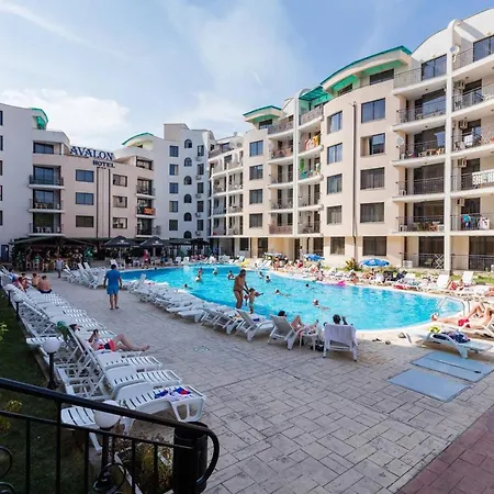 ★studio With Kitchen Wifi Balcony Pool View ★mt★
